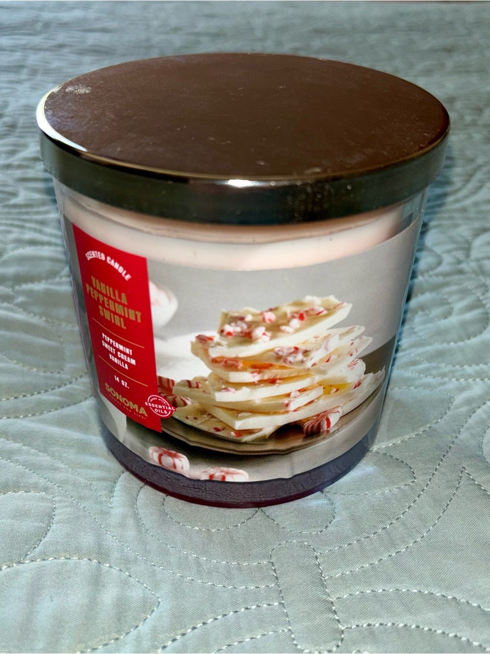 Sonoma Vanilla Peppermint Bark Scented Candle